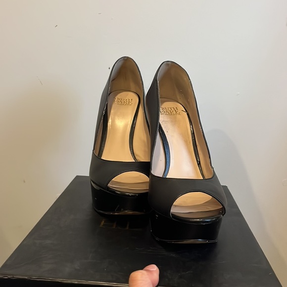 Truth or Dare Heels - Picture 2 of 2